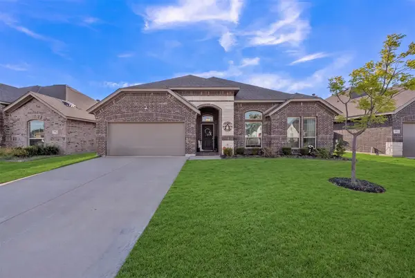 113 Independence Drive, Joshua, TX 76058