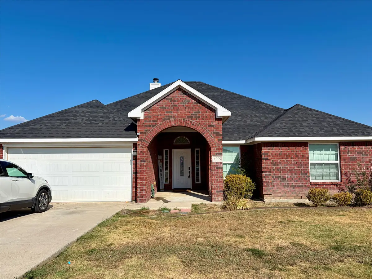 4009 Wagon Wheel Drive, Sanger, TX 76266 - #1