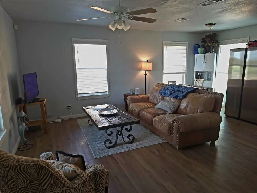 1309 S 6th Street, Bonham, TX 75418 - #3