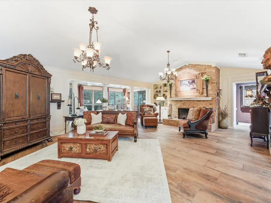 5008 Kemble Street, Fort Worth, TX 76103 - #2