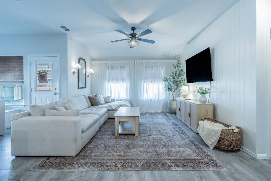 412 Foxhunter Street, Fort Worth, TX 76131 - #2
