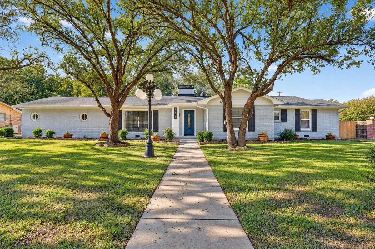 1204 Loma Alta Place, Cleburne, TX 76033 - #1