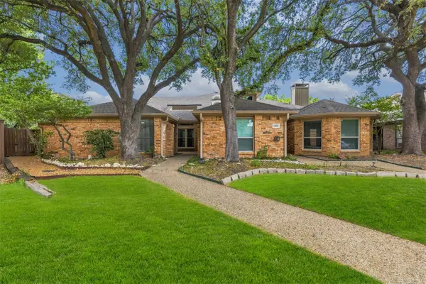 14826 Sopras Circle, Addison, TX 75001