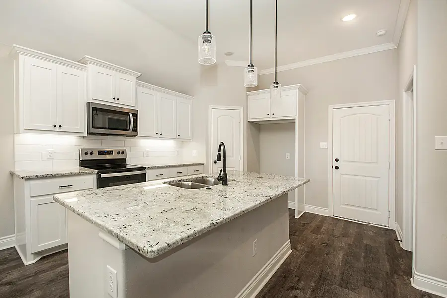 806 Ransom Way, Greenville, TX 75402 - #3