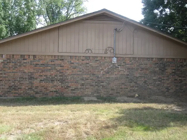 411 Ashland Drive, Gainesville, TX 76240 - #3