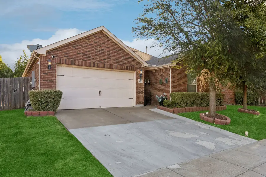 437 Buoy Drive, Crowley, TX 76036 - #2