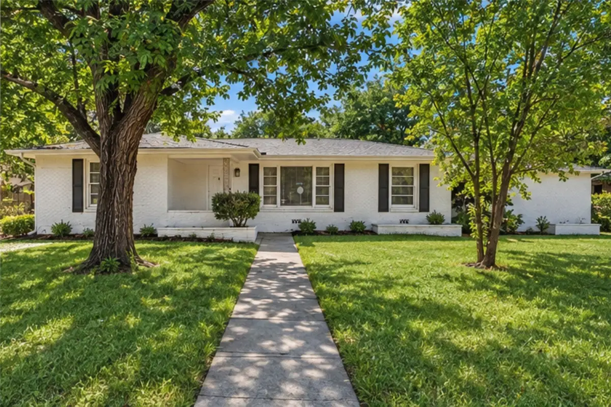 2416 Lake Air Drive, Waco, TX 76710 - #1