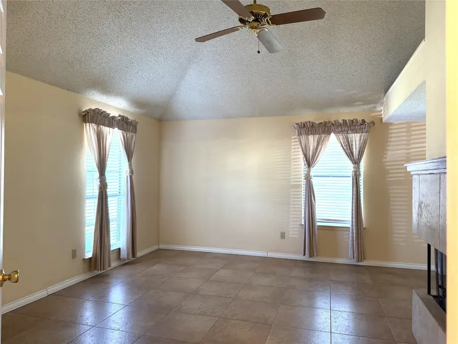 653 Thompson Drive, Coppell, TX 75019 - #2