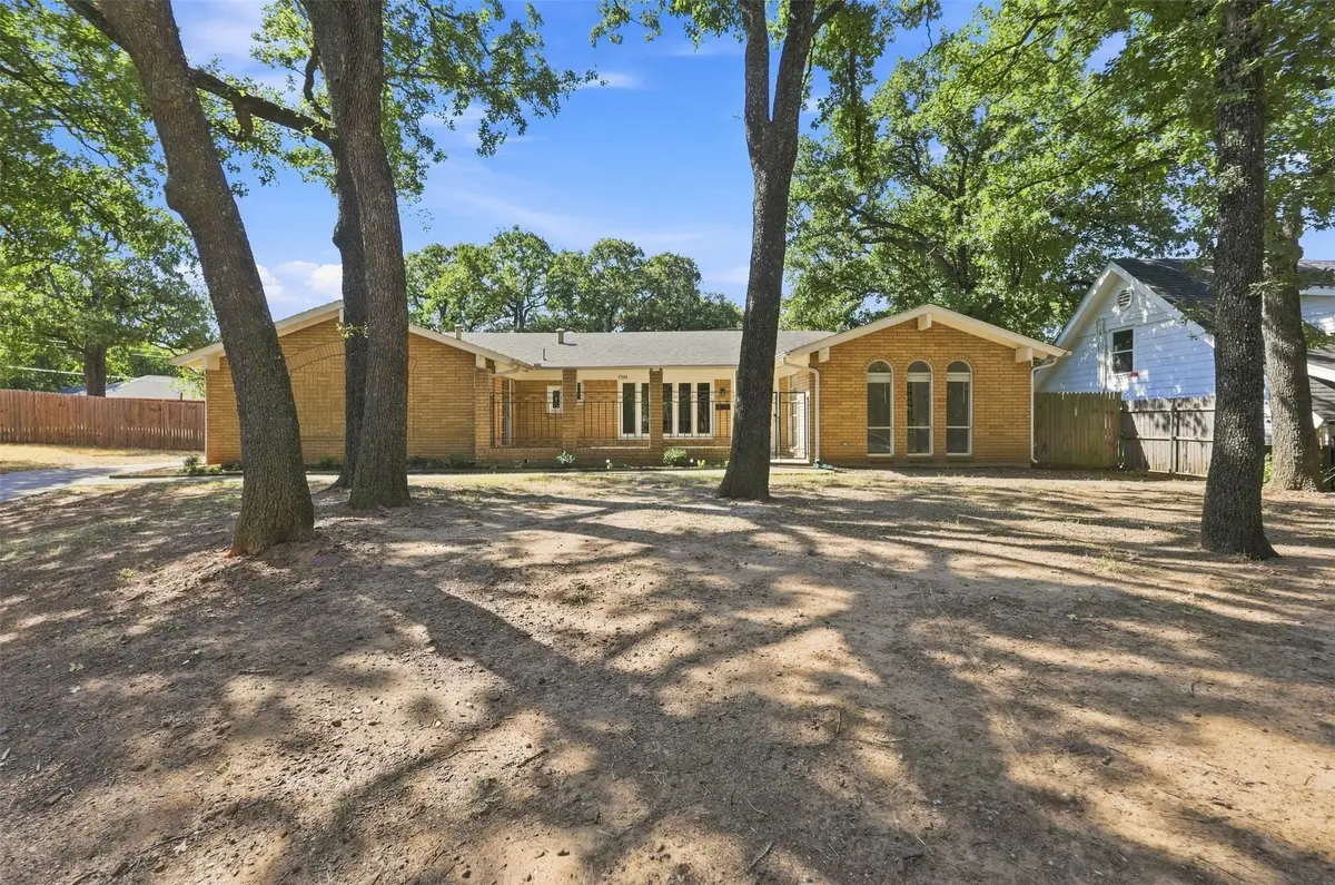 7544 Monterrey Drive, Fort Worth, TX 76112 - #1