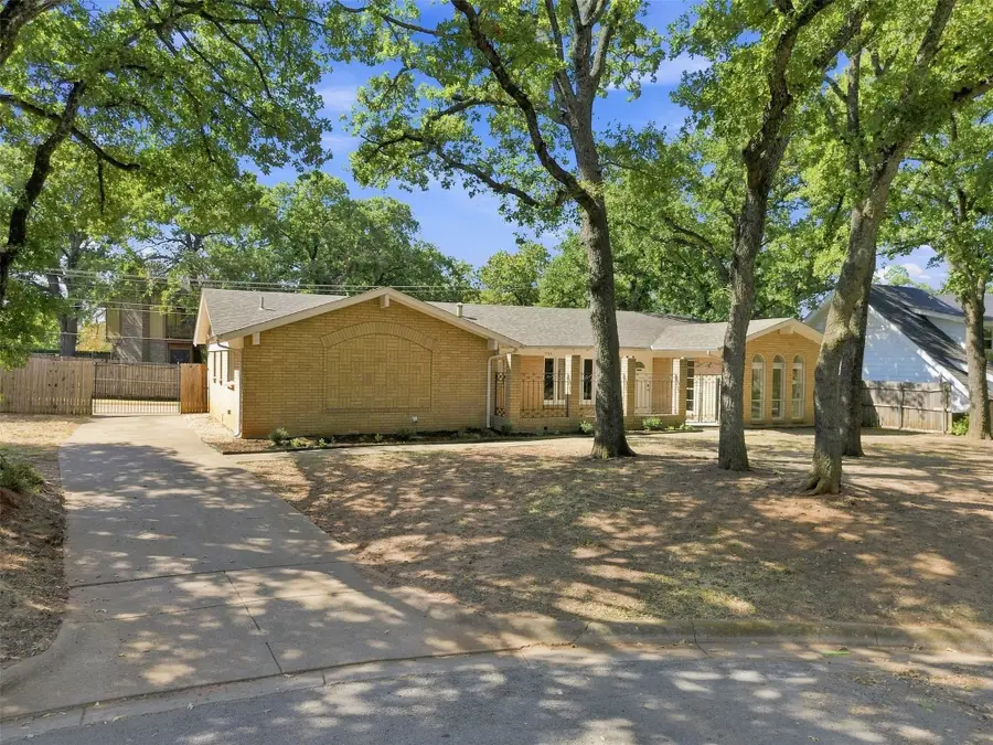 7544 Monterrey Drive, Fort Worth, TX 76112 - #3