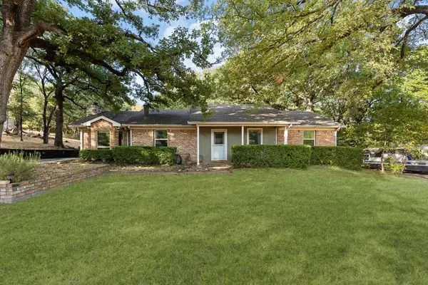 4009 High Meadows Drive, Alvarado, TX 76009