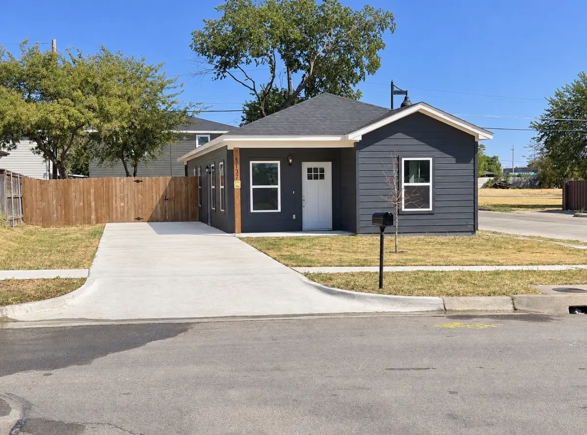1137 Stella Street, Fort Worth, TX 76104 - #1