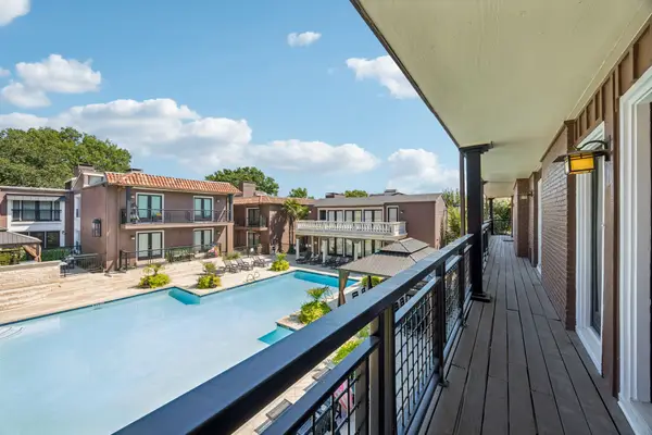 5926 Sandhurst Lane #224, Dallas, TX 75206
