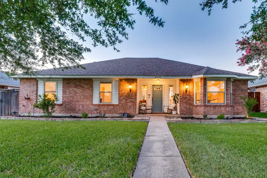 2021 Clearwater Trail, Carrollton, TX 75010 - #2