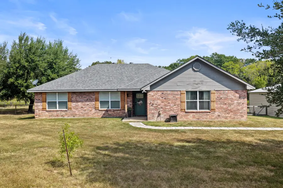 380 N Frontage Rd, Mount Pleasant, TX 75455 - #2