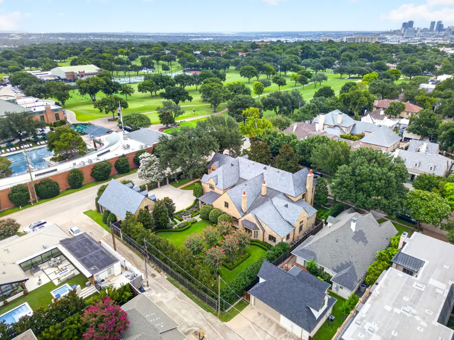 1600 Carleton Avenue, Fort Worth, TX 76107 - #2
