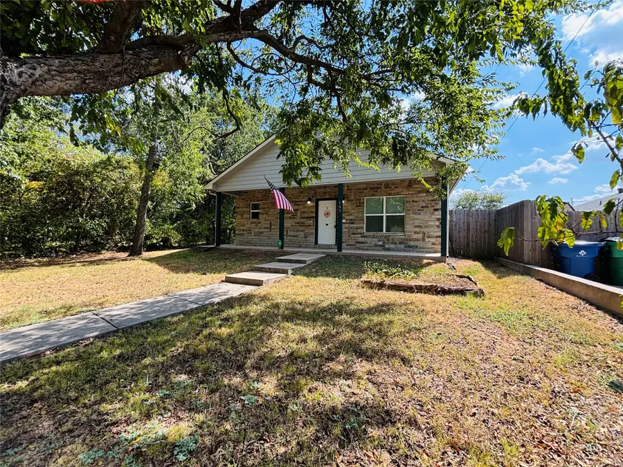 105 William Street, Pottsboro, TX 75076 - #3