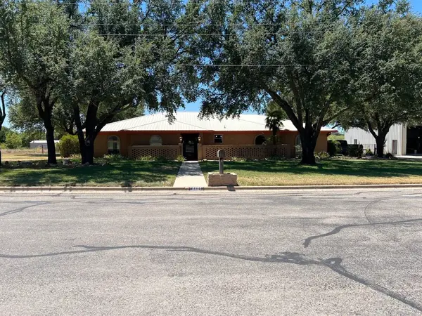 4401 River Oaks Drive, Brownwood, TX 76801