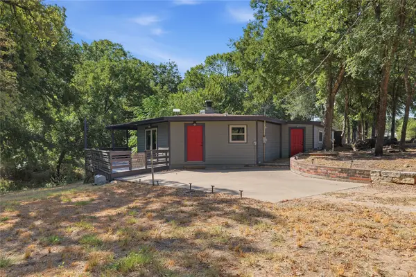 1001 Green Tree Drive, Weatherford, TX 76087