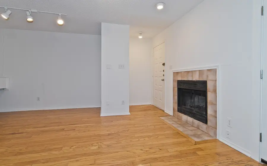 5757 E University Boulevard #27Y, Dallas, TX 75206 - #3