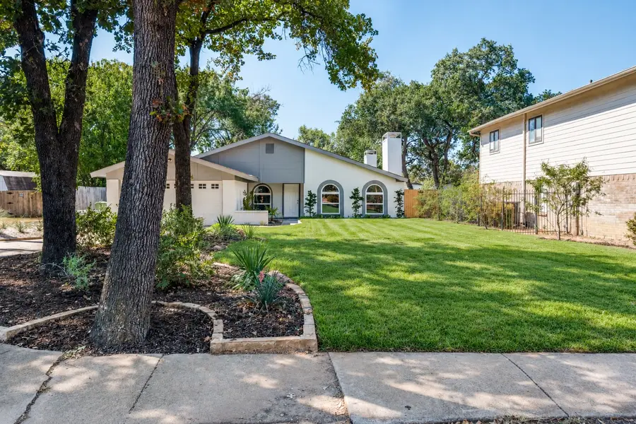 3004 Raintree Court, Bedford, TX 76021 - #2