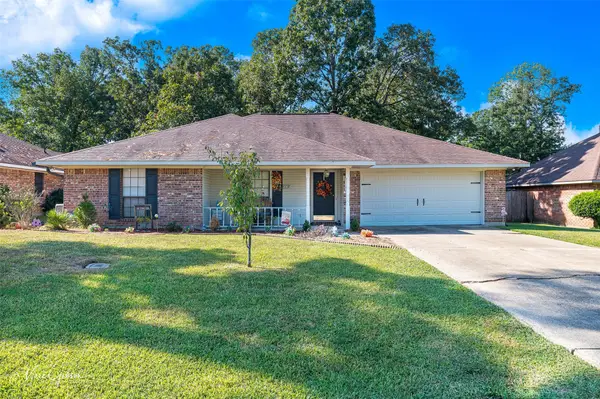 9928 Hidden Branch Lane, Shreveport, LA 71118
