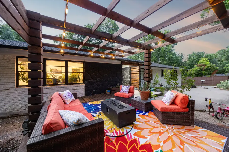 1657 Nob Hill Road, Dallas, TX 75208 - #2