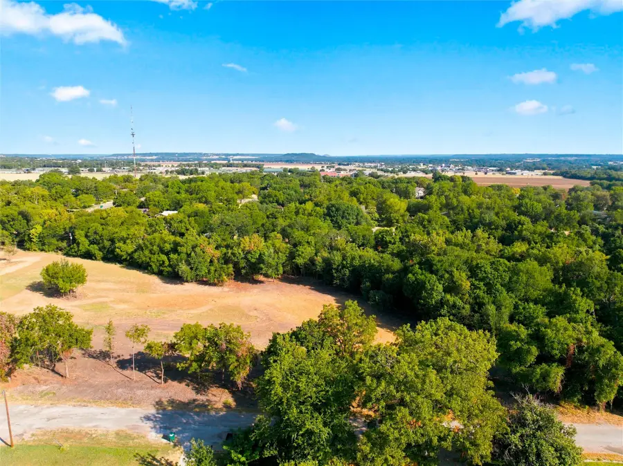 1411 Park Street, Clifton, TX 76634 - #2