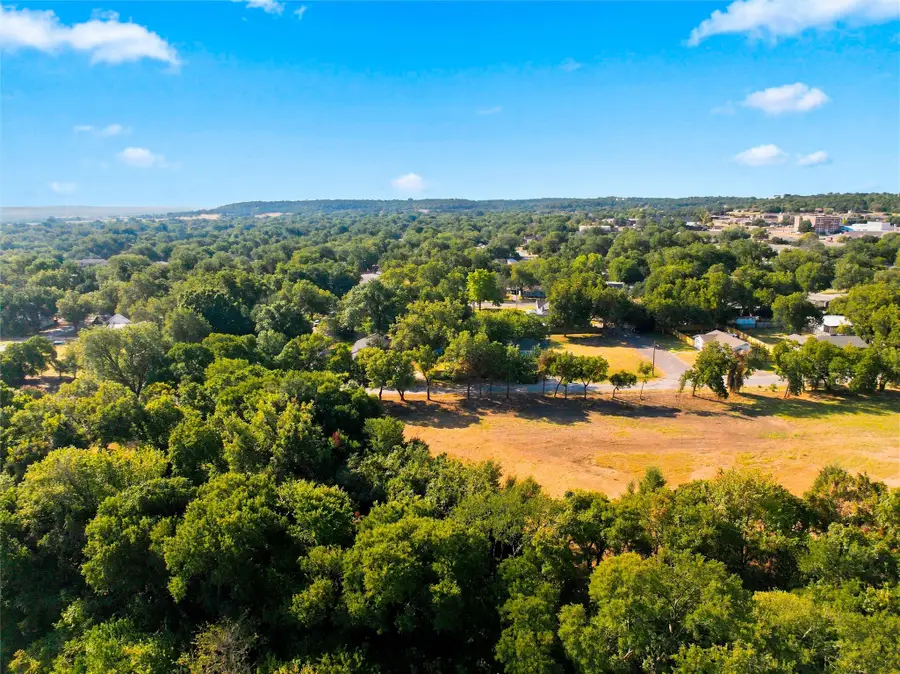 1401 Park Street, Clifton, TX 76634 - #3