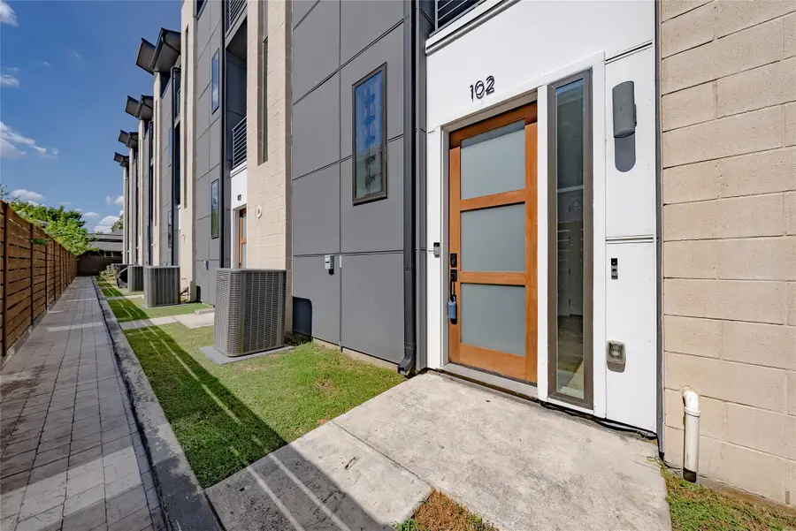 145 N Henderson Avenue #102, Dallas, TX 75214 - #3