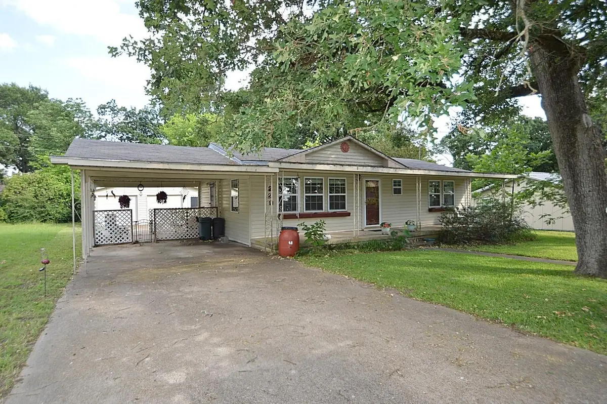 220 Littlefield Drive, East Tawakoni, TX 75472 - #1