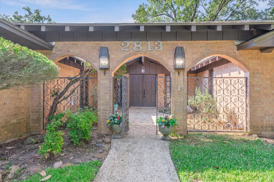 2813 Rockbridge Road, Tyler, TX 75701 - #2