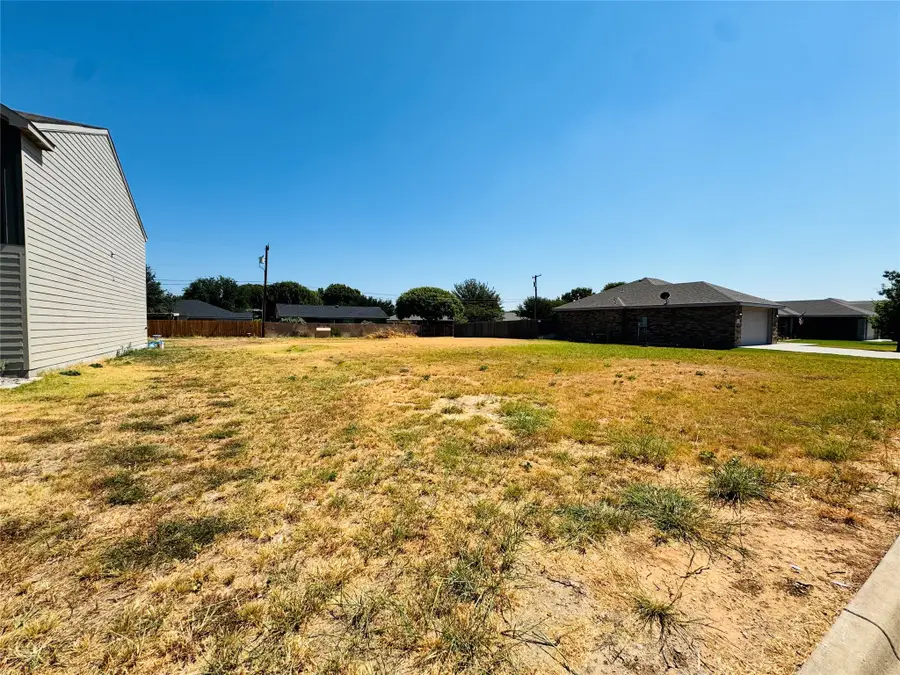 2100 Brooke Lane, Brownwood, TX 76801 - #2