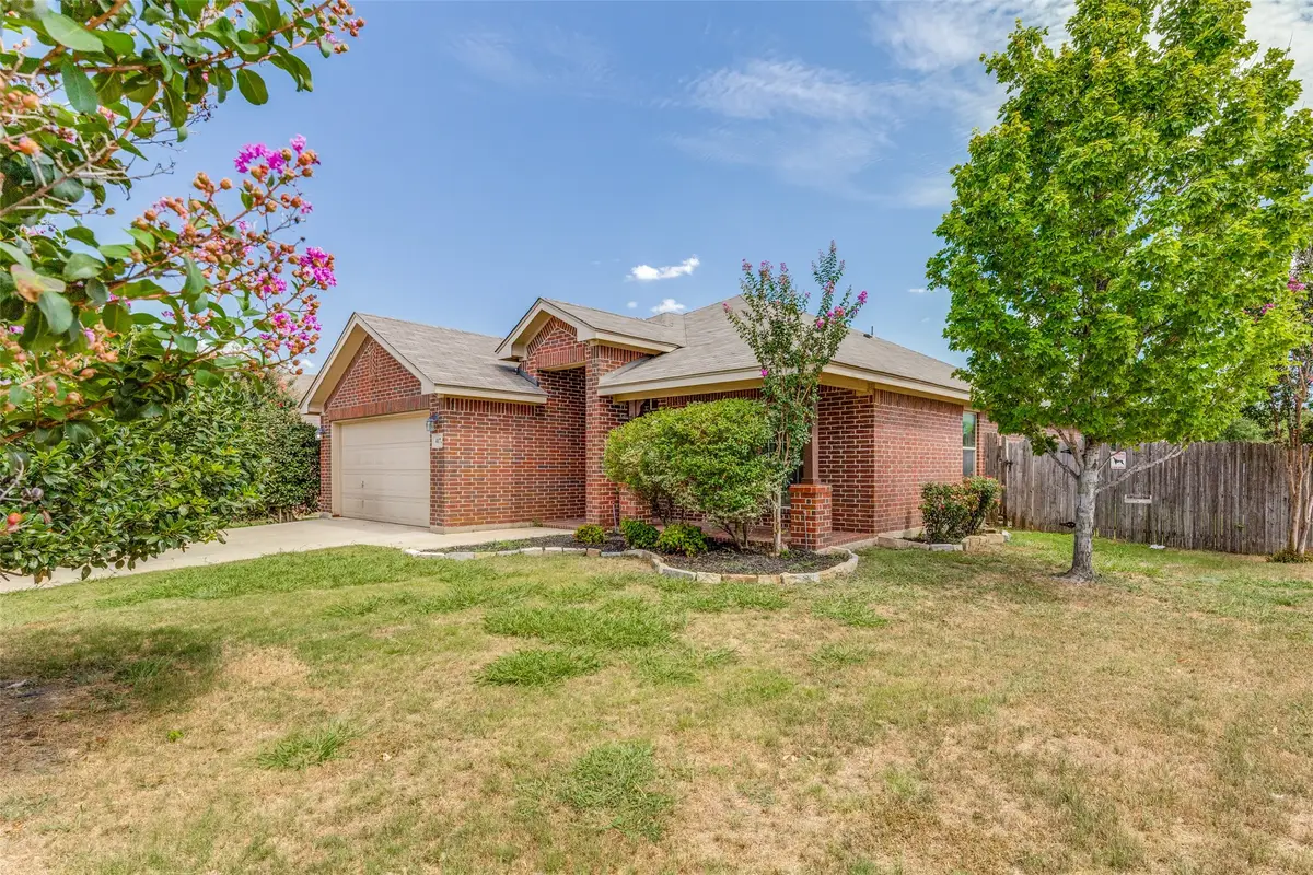 417 Brookhollow Lane, Saginaw, TX 76131 - #1