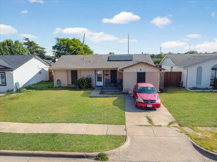 705 Parker Circle, Garland, TX 75040 - #2