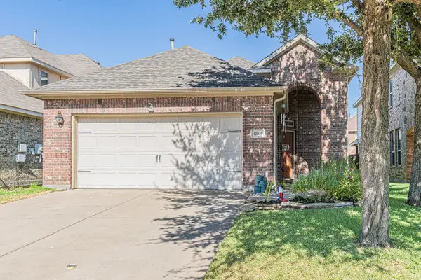 12049 Walden Wood Drive, Fort Worth, TX 76244