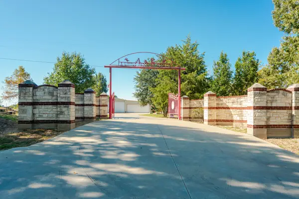 2548 Fm 857, Grand Saline, TX 75140