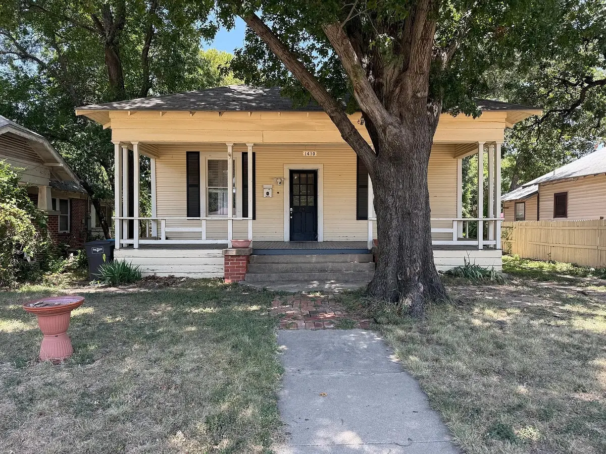 1410 Circle Park Boulevard, Fort Worth, TX 76164 - #1