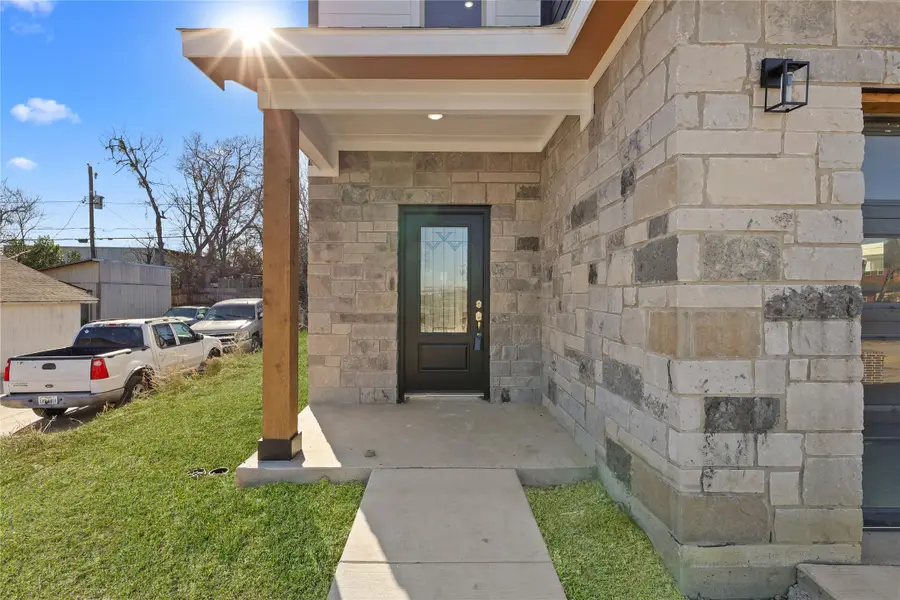 1608 Avenue D, Fort Worth, TX 76104 - #2