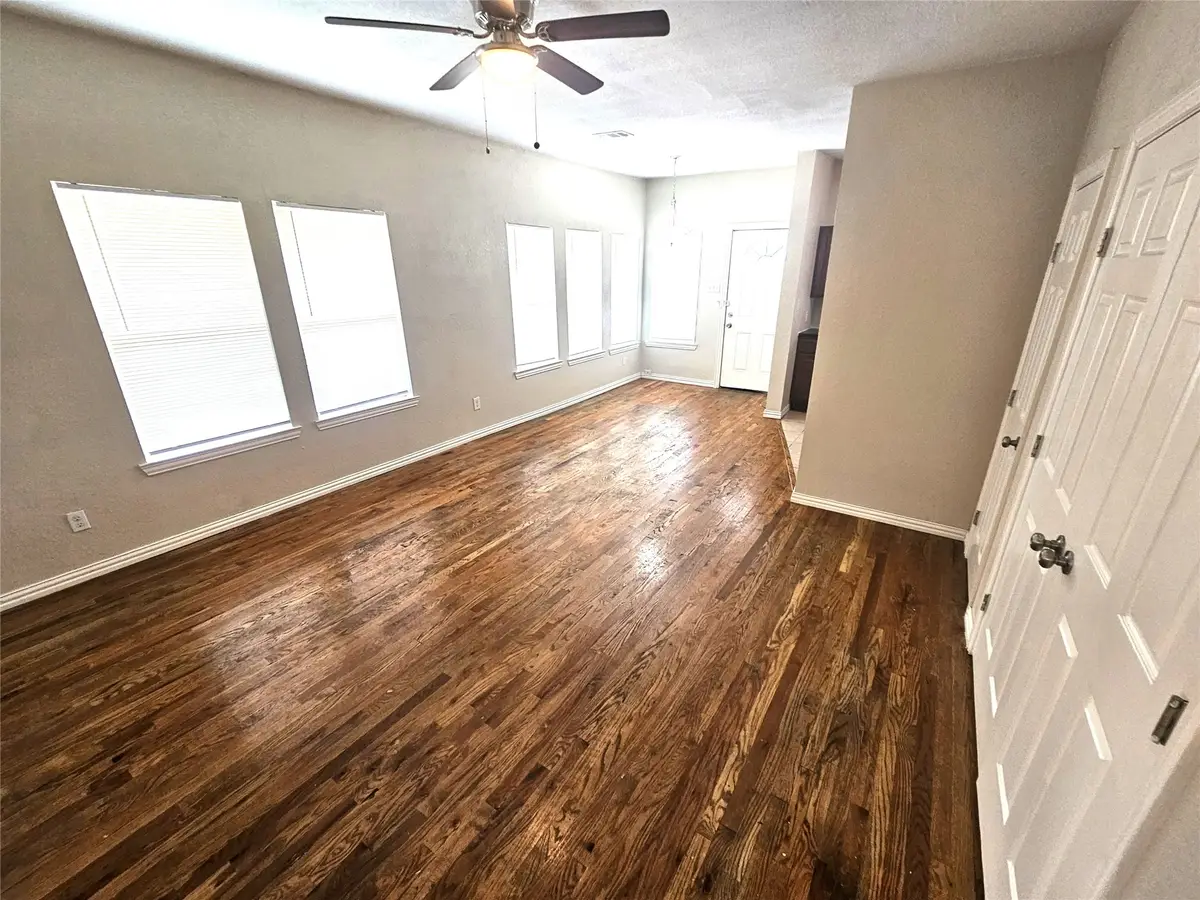 1921 & 1923 & 1925 & 1927 W 10th Street, Dallas, TX 75208 - #1