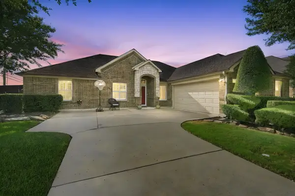 501 Branchwood Drive, Midlothian, TX 76065