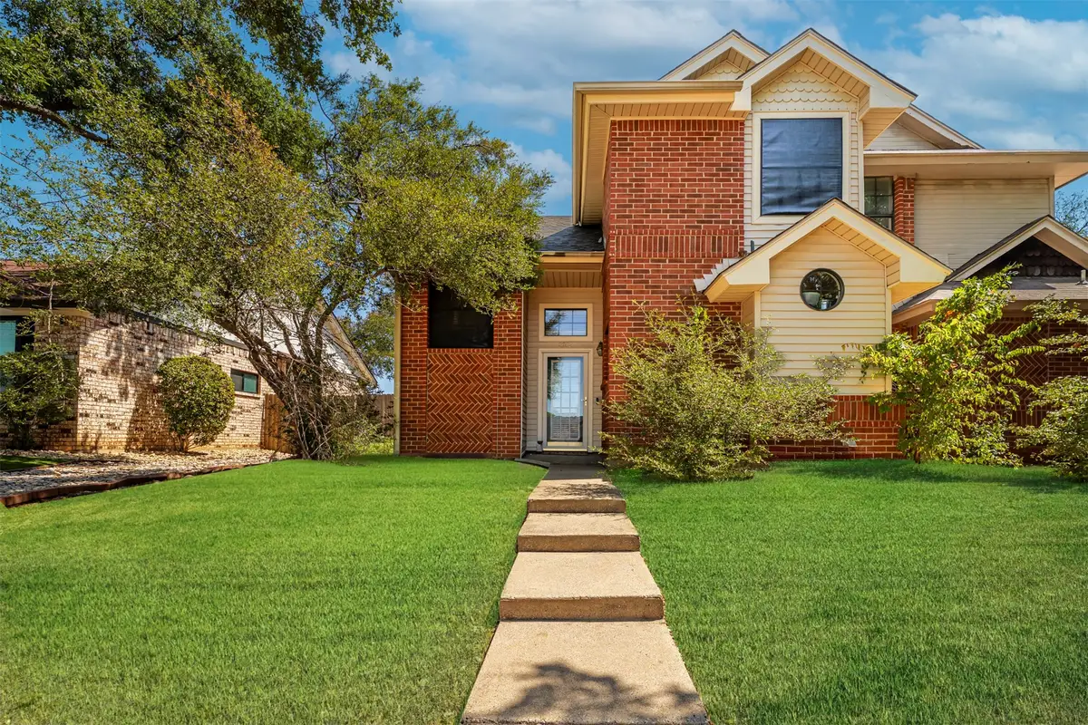 2702 Stratford Court, Euless, TX 76039 - #1