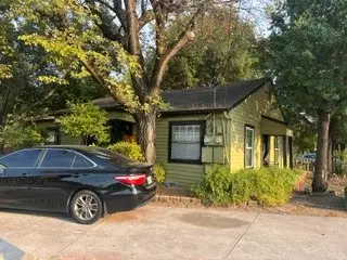 901 Davis Street, Grand Prairie, TX 75050 - #2