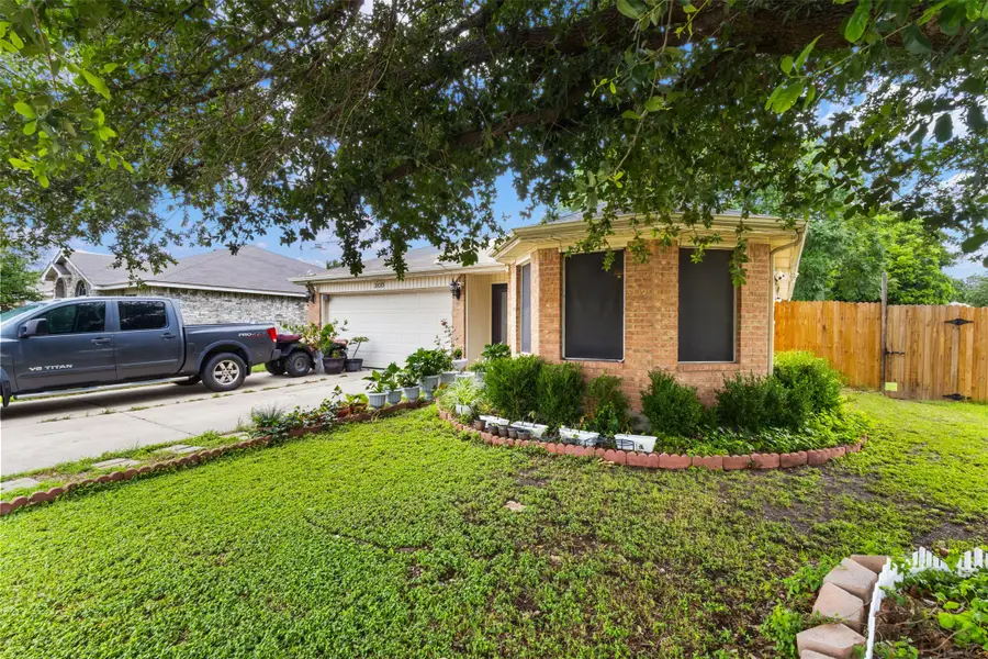 300 Comiskey Court, Saginaw, TX 76179 - #3