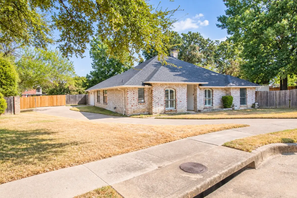 301 Morrison Court, Euless, TX 76039 - #1