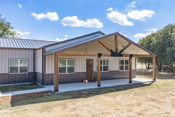 1123 Paradise Parkway, Poolville, TX 76487