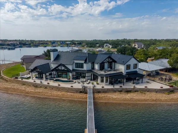 1011 Possum Point, Graford, TX 76449