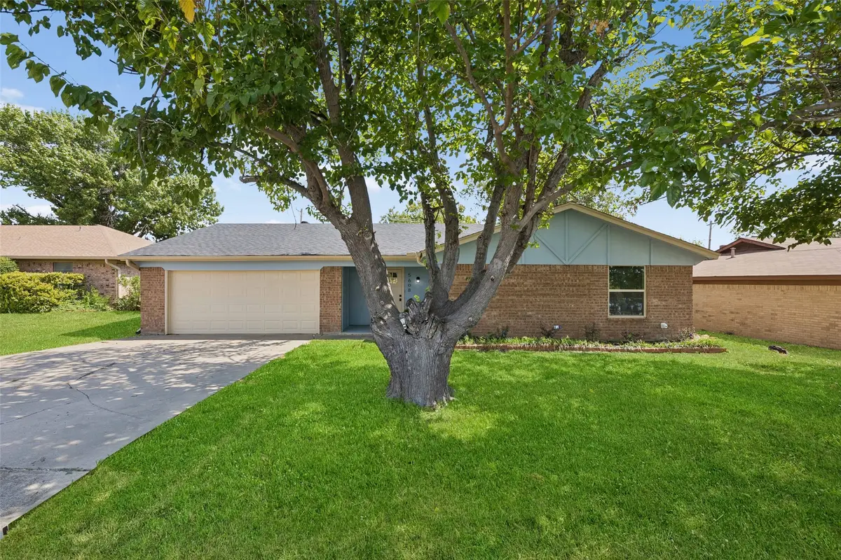 5608 Newman Drive, North Richland Hills, TX 76180 - #1