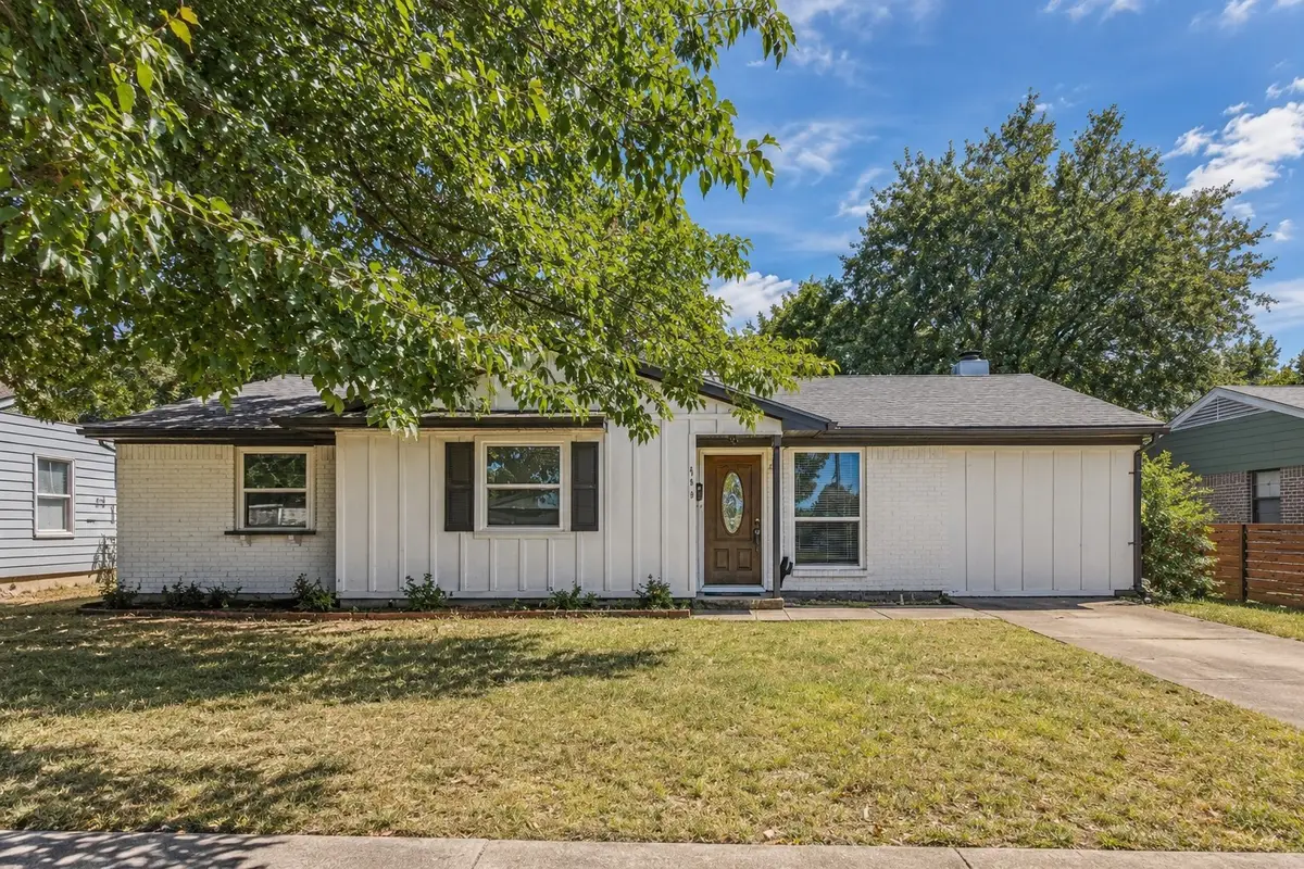 646 E Fairmeadows Drive, Duncanville, TX 75116 - #1