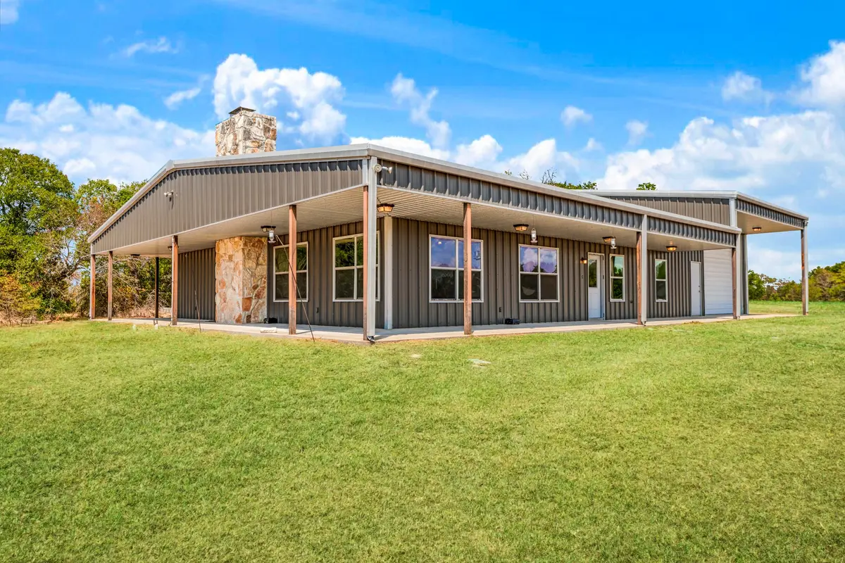 2078 Farm Road 2122, Roxton, TX 75477 - #1